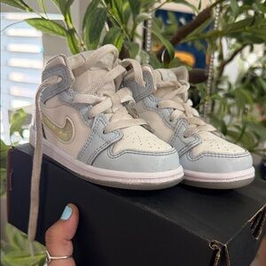 Jordan Kids Sneakers - White and Light Blue